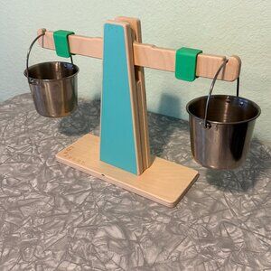 LOVEVERY Every which weigh scale & pails